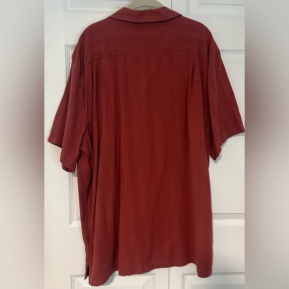 Men's Caribbean Joe Short Sleeved Button Down Silk Shirt - Picture 3 of 3